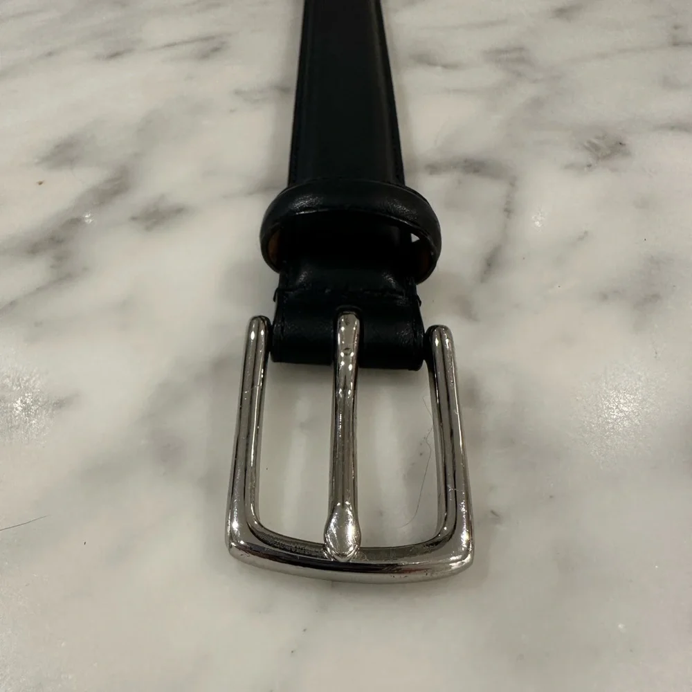 Polo Ralph Lauren Black Leather Belt with silver buckle - size 26 waist